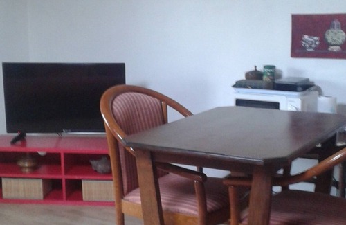 Exideuil Apartment | Apartment with terrace in a large wooded property on the banks of the Vienne