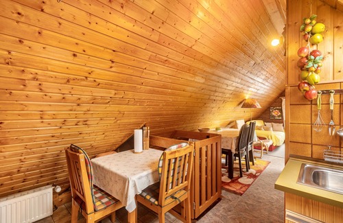 Waldeck Apartment | Apartment 'Wohnung Kranich Mit 1 Schlafzimmer' with Lake View and Wi-Fi