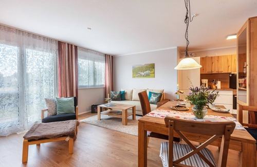 Goerwihl Apartment | Apartment 'Wolke 7' with Mountain View, Private Terrace and Wi-Fi