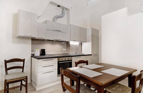 Zuccarello Apartment | Apartment 'Zia Lina 1' with Mountain View, Wi-Fi and Air Conditioning