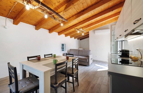 Zuccarello Apartment | Apartment 'Zia Lina 2' with Mountain View, Wi-Fi and Air Conditioning
