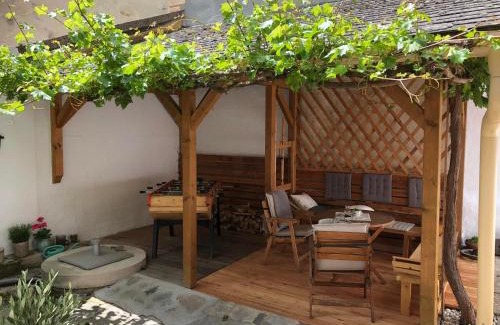 Spitz Apartment | APARTMENT ZUM ROTEN TOR