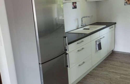 Oppenreute Apartment | Apartment 'Zur Dicken Berta' with Balcony and Wi-Fi