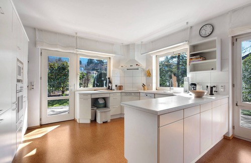 Badenweiler Apartment | Apartment 'Zwergenweg' with Private Terrace, Private Garden and Wi-Fi