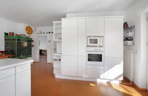 Badenweiler Apartment | Apartment 'Zwergenweg' with Private Terrace, Private Garden and Wi-Fi