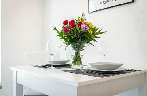 Sudenburg Apartment | APARTMENTO Magdeburg - Zentral - 2 Zimmer - WiFi - Netflix