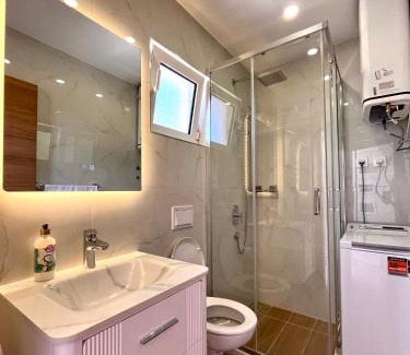 Utjeha Resort | Apartments Aura