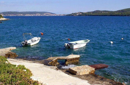 Seget Vranjica Apartment | Apartments by the sea Seget Vranjica, Trogir - 1037