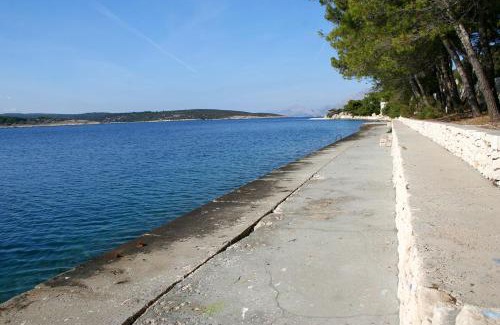 Povlja Apartment | Apartments by the sea Povlja, Brac - 14367