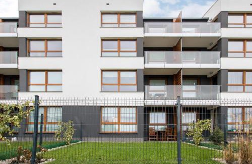 Pierwoszyno Apartment | Apartments Gdynia Na Fali with Free Parking by Noclegi Renters