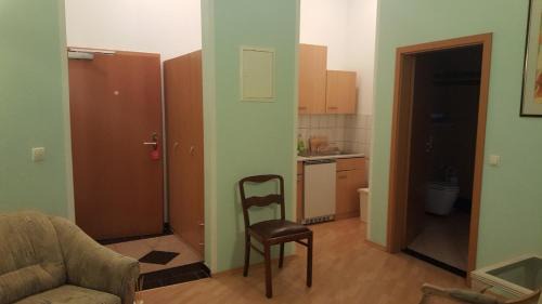Zentrum-Nordwest Apartment | Apartments in der Friedrich Ebert Straße 90 Sportforum
