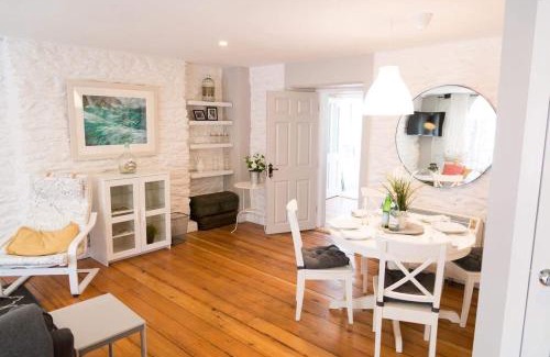 Dingle Apartment | Apartments in Dingle Town Center