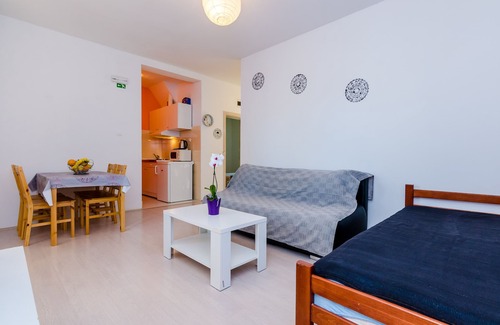 Krucica Apartment | Apartments Kola's Mill - One Bedroom Apartment with Terrace and Sea View (A2)