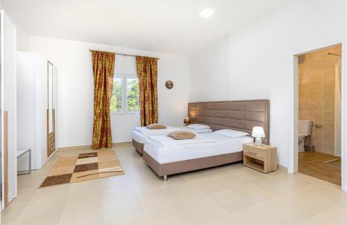 Radovici House | Apartments Lustica