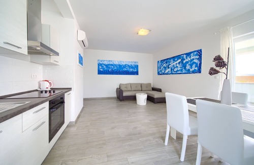 Salatic Apartment | Apartments Mali Nono