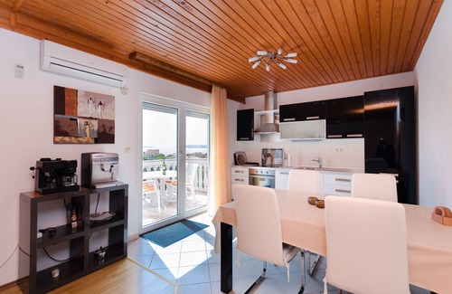 Povile Apartment | Apartments Maravera (86451-A4) - Povile