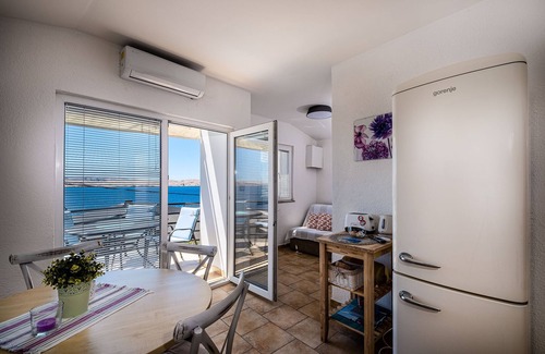 Cesarica Apartment | Apartments Matea with Infinity Pool