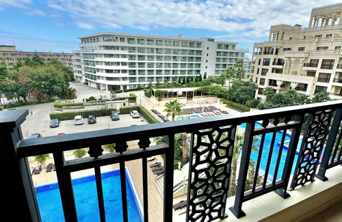 Golden Sands Apartment | Apartments pool view in Golden Sands
