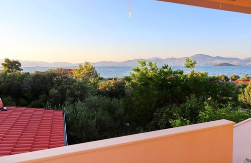Drace Apartment | Apartments Sergej-Standard Studio apartment with Terrace and Sea View (Nataša)