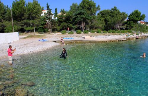 Batalaza Apartment | Apartments with a parking space Ugljan - 8403