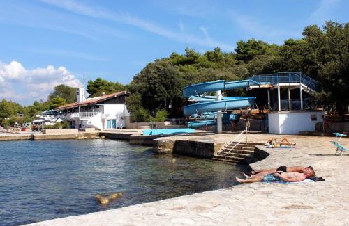 Vrsar Apartment | Apartments with WiFi Vrsar, Porec - 17473