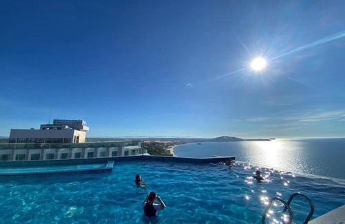 Suoi Nuoc Beach Apartment | Apec Mandala Mũi Né with Infinity Pool