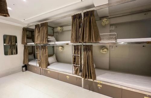 Borivali East Hotel | APEX STAY Rooms & Dormitory