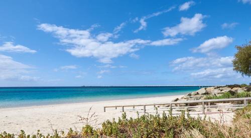 West Busselton House | API Busselton Seaside Escape Apartments
