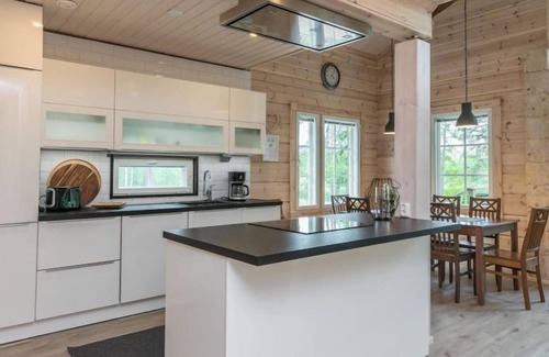 Kuorevesi House | Apilan Rauha by Interhome