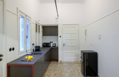 Plaka Apartment | Apollonos MENO B & C 12 ppl