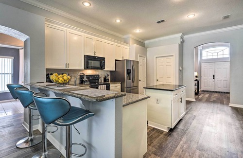 Apopka House | Apopka Single-Story Home w/Private Lanai + Pool!