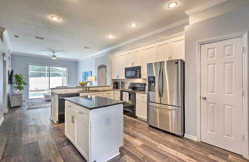 Apopka House | Apopka Single-Story Home w/Private Lanai + Pool!