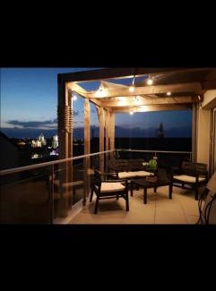 Vitre Apartment | APP 25 Appartement contemporain lumineux avec terrasse