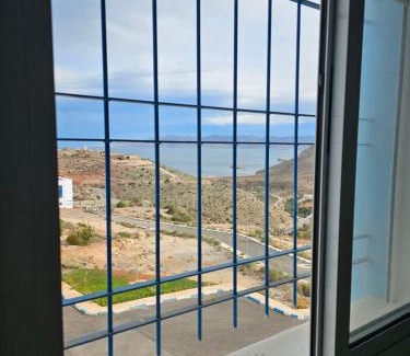 Al Hoceima Apartment | App met uitzicht op de bergen en zee