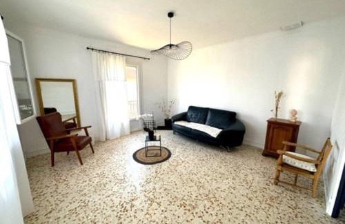Saint-Hippolyte Apartment | Appartement St Laurent