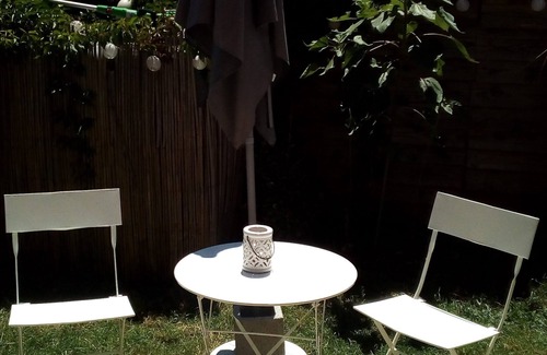 Saint-Genies-de-Malgoires Apartment | Appartement Cosy/maison en Bois/Sud de la France