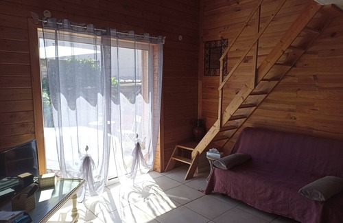 Saint-Genies-de-Malgoires Apartment | Appartement Cosy/maison en Bois/Sud de la France