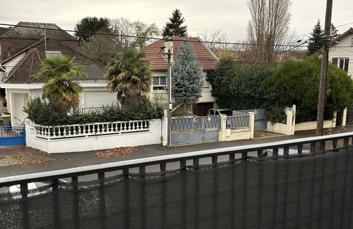 Chelles Apartment | Apparemment Chaleureux à 30 min Paris,cdg, Disney
