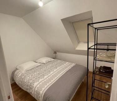Parigne-lʼEveque Apartment | Apparemment Parigne l’évêque