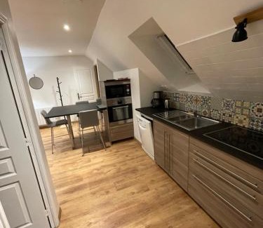 Parigne-lʼEveque Apartment | Apparemment Parigne l’évêque