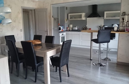 Le Pradet Apartment | Appart 4-5 pers Le Pradet Var: Holidays, village, beaches