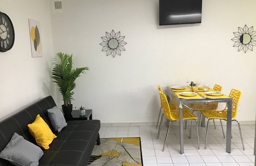 Lourdes Apartment | Appart Atena 50 m2, parking, proche Sanctuaire.