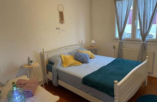Saint-Nazaire Apartment | Appart, chantier naval, très cosy et vintage