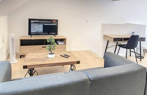 Sainte-Anne - Faubourg Noyon Apartment | APPART COSY HYPER CENTRE DUPLEX GARE AMIENS 2PERS
