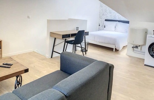 Sainte-Anne - Faubourg Noyon Apartment | APPART COSY HYPER CENTRE DUPLEX GARE AMIENS 2PERS