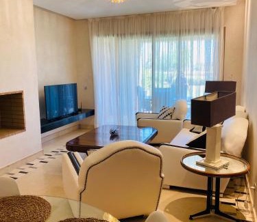 Menara Apartment | Appart cosy prestigia