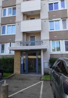 Decines-Charpieu Apartment | Appart Décines Eurexpo Groupama LDLC Aréna St Ex