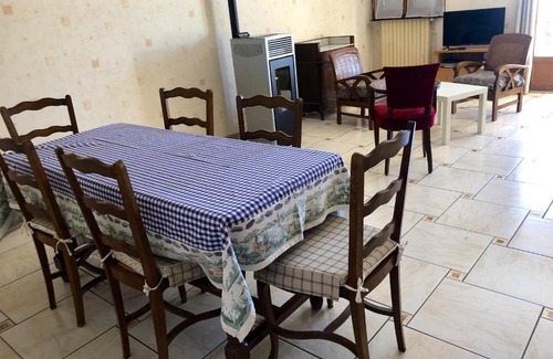 Saint-Martin-sous-Vigouroux Apartment | Appartement confortable à Saint-Martin, 60 m², jardin spacieux