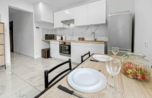 Villeneuve-Saint-Georges Apartment | Appartement Moderne et Lumineux à 5 min du RER et 15 min de L'aeroport