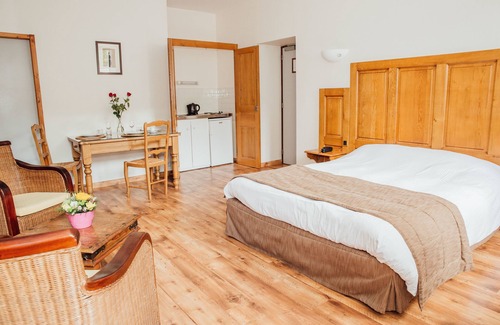 Salins-les-Bains Hotel | Appart Hôtel Charles Sander